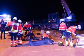 Die Schnell-Einsatzgruppe (SEG) der Malteser in Obertshausen probten in ihrer Abschlussübung 2022 einen Massenanfall von Verletzten. Foto: Malteser